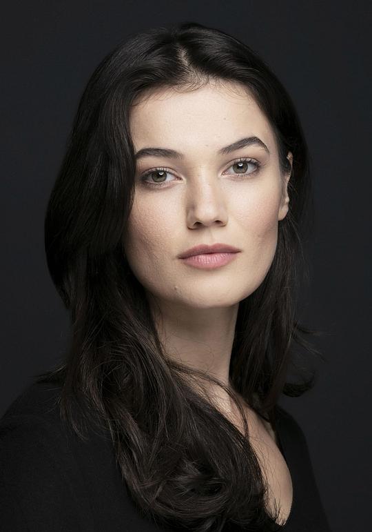 皮纳尔·德尼兹 Pınar Deniz照片