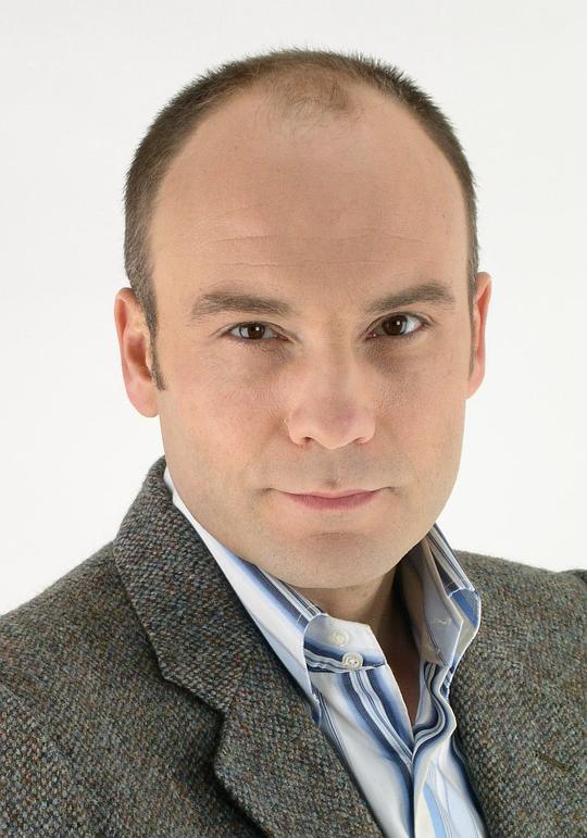 马希尔·贡西雷 Mahir Günşiray照片