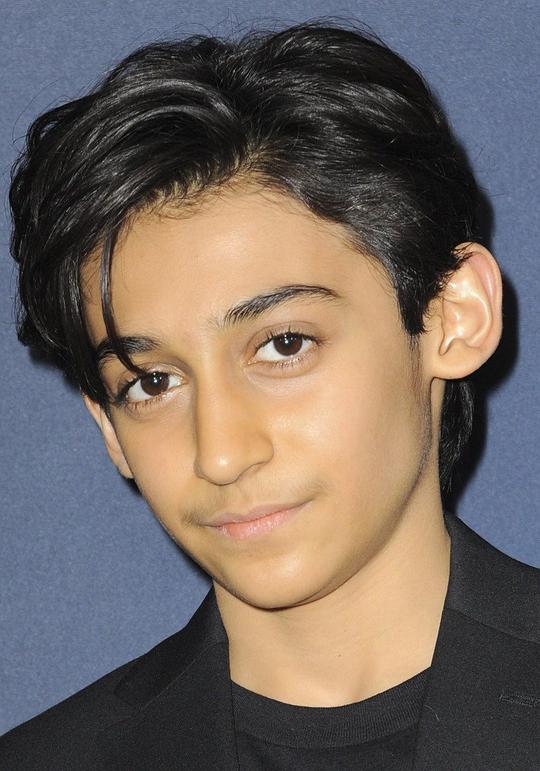 卢奇安-里弗·楚罕 Lucian-River Chauhan照片