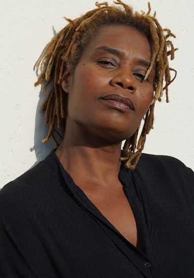 玛丽-索纳·孔戴 Marie-Sohna Condé照片