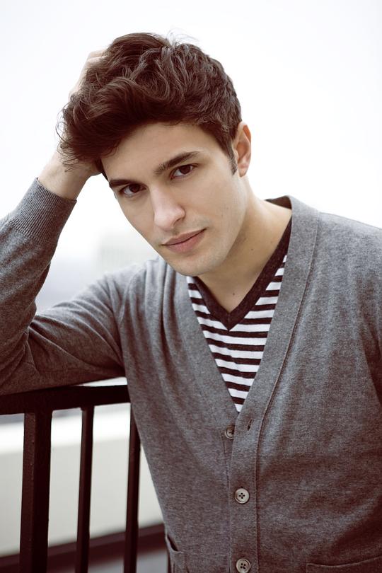 亚历山大·柯克 Alexander Koch照片