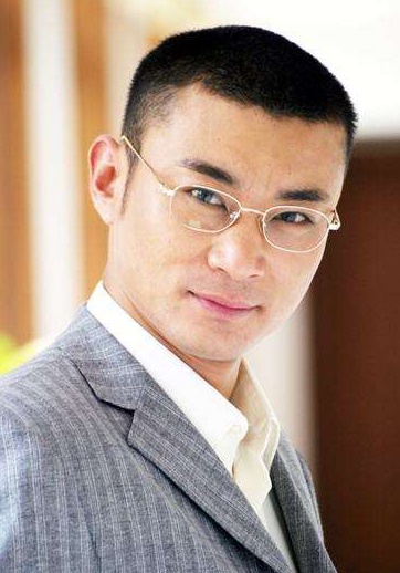 张亚坤 Yakun Zhang照片