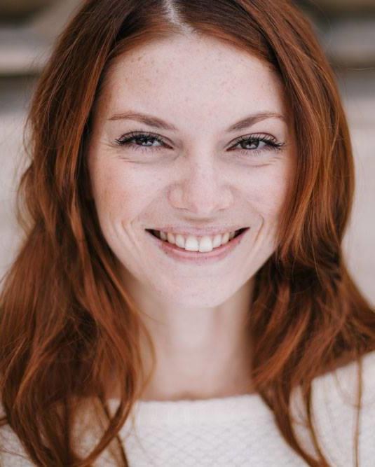 琥珀·彼得里 Ambre Pietri照片