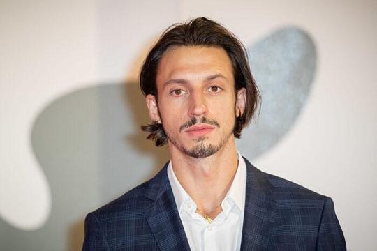 罗密欧·埃尔维斯 Roméo Elvis照片