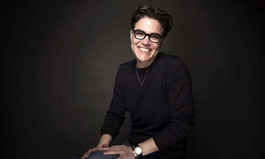 萨拉·歌宾斯 Sarah Gubbins照片