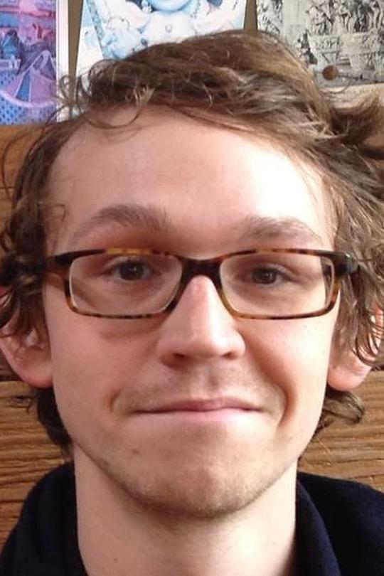 卡勒布·埃尔斯沃斯·克拉克 Caleb Ellsworth-Clark照片