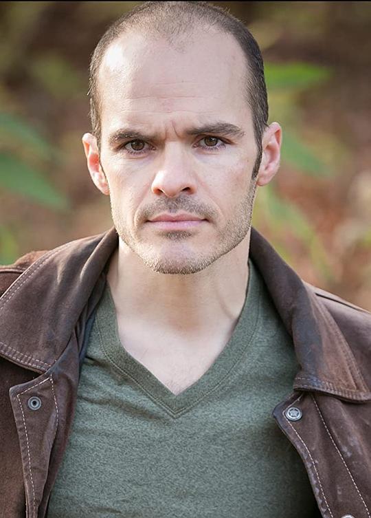 杰森·贾兹拉维 Jason Jazrawy照片