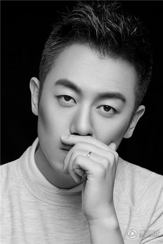 朱亚文 Yawen Zhu照片