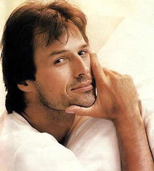 迈克尔·纳德 Michael Nader照片