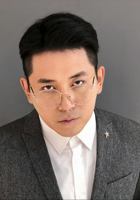 张维威 Weiwei Zhang照片