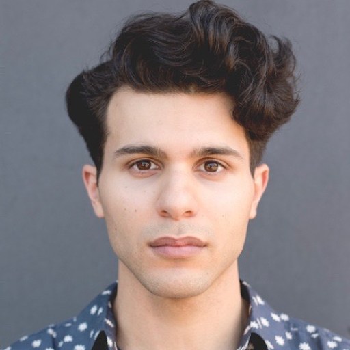 本尼·拉德杰鲍尔 Benny Radjaipour照片