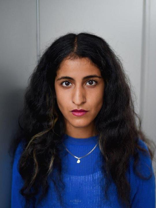 巴娜芙茜·霍尔玛兹蒂 Banafshe Hourmazdi照片