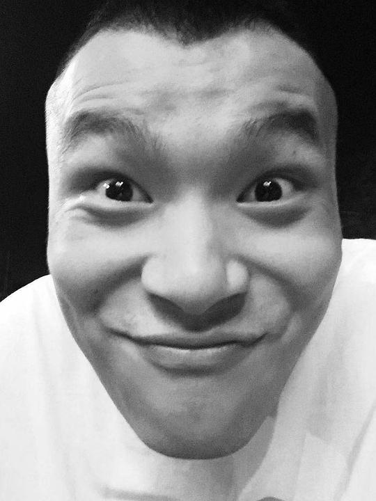 史昂 Ang Shi照片