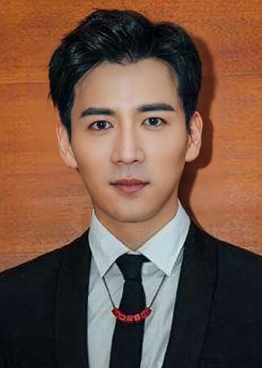 魏千翔 Qianxiang Wei照片