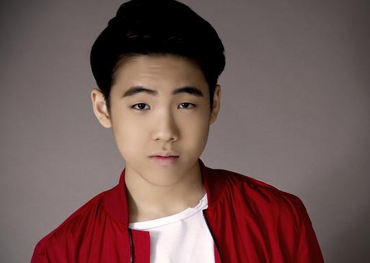 兰斯·利姆 Lance Lim照片