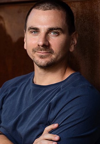 布雷登·R·杜姆勒 Braden R. Duemmler照片