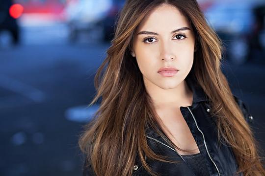 辛西娅·卡蒙娜 Cinthya Carmona照片