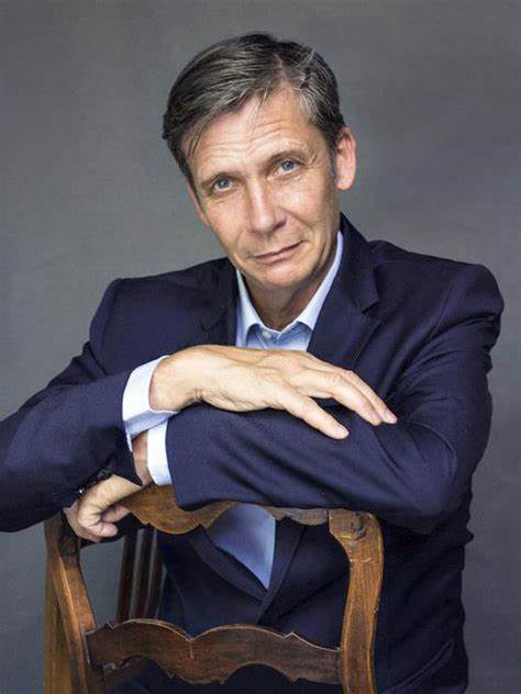 德里克·西蒙·罗宾 Derek Simon Robin照片