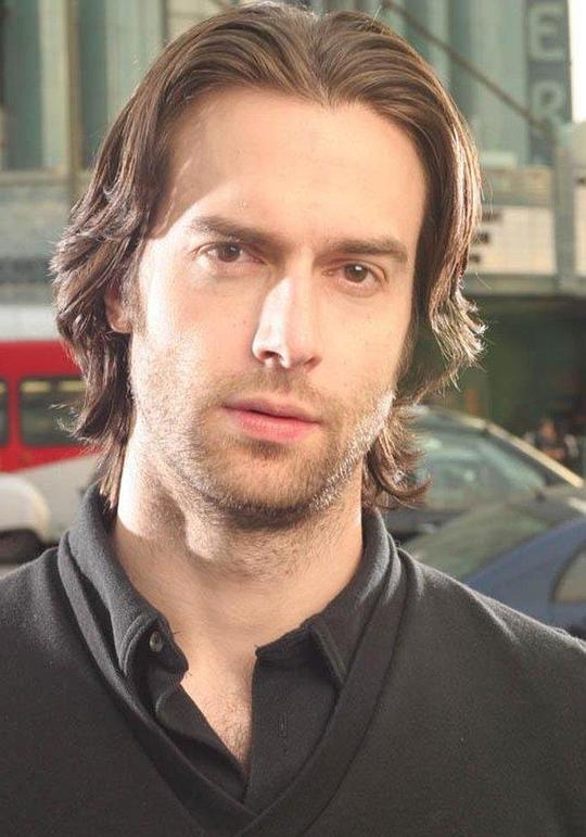 克里斯·德埃利亚 Chris D'Elia照片