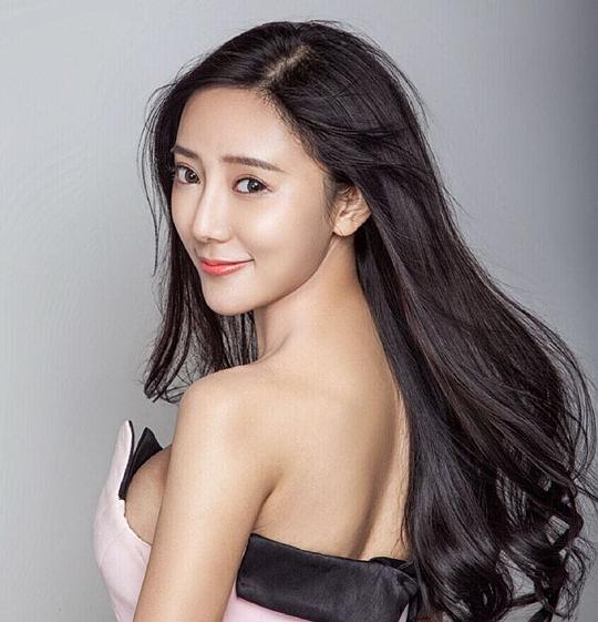 王馨瑶 Xinyao Wang照片