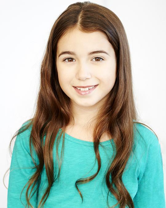 莎拉·达西尔瓦 Sarah DaSilva照片