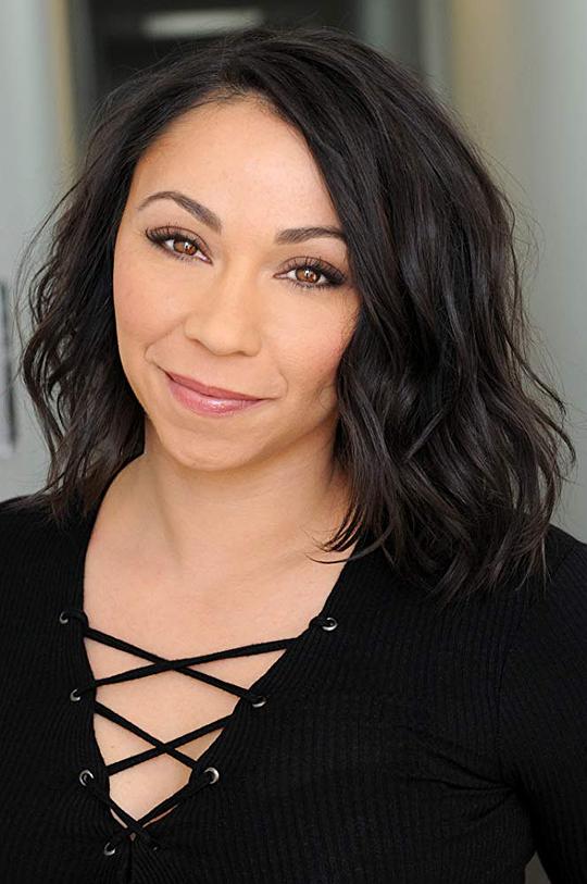 莱娜·查韦斯 Leana Chavez照片