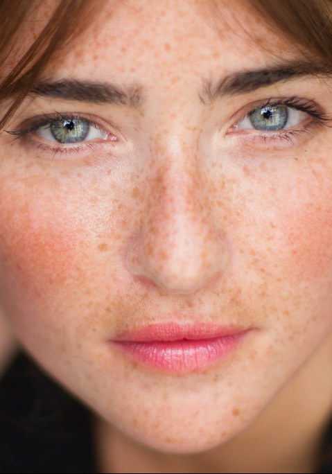 诺米·史蒂文斯 Noémie Stevens照片