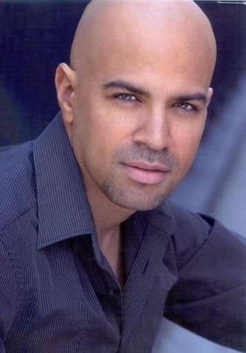 菲利普·安东尼-罗德里格斯 Philip Anthony-Rodriguez照片