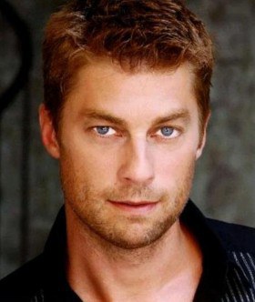 贾米森·琼斯 Jamison Jones照片