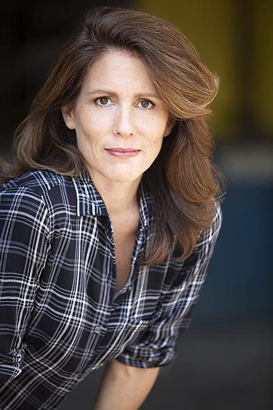 阿莉莎·布雷斯纳汉 Alyssa Bresnahan照片