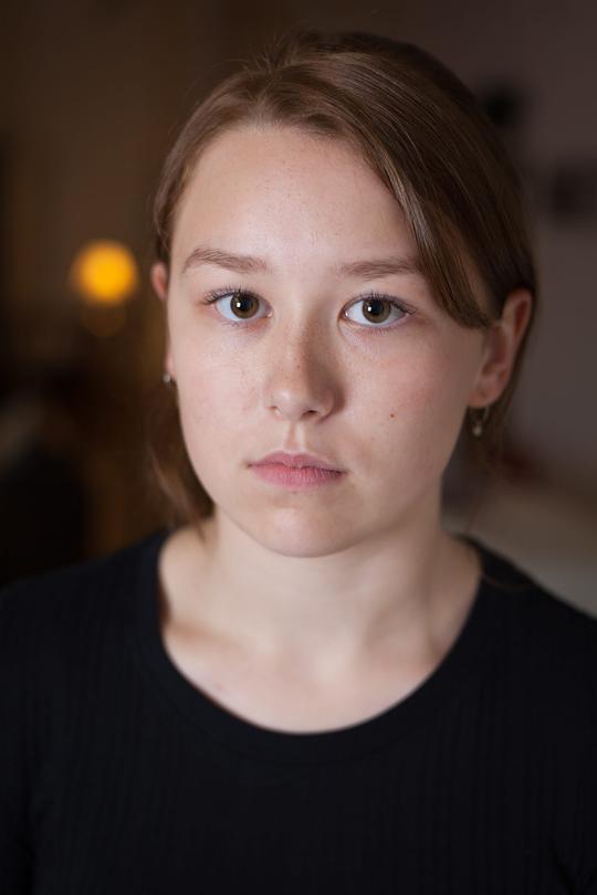 丽芙·希尔 Liv Hill照片