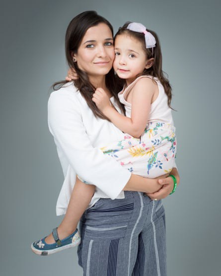 萨玛·阿勒·哈蒂卜 Sama Al-Khateab照片