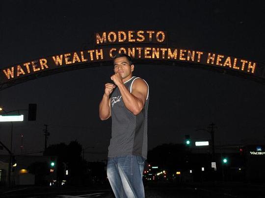 瑞内·L·莫雷诺 Rene L. Moreno照片