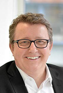 朱利安·惠特兰 Julian Wheatland照片