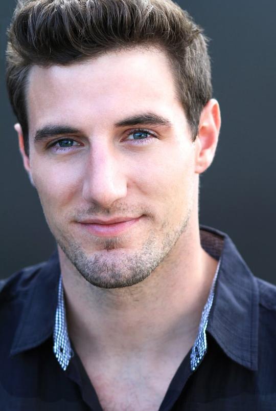 本·瓦伦 Ben Whalen照片