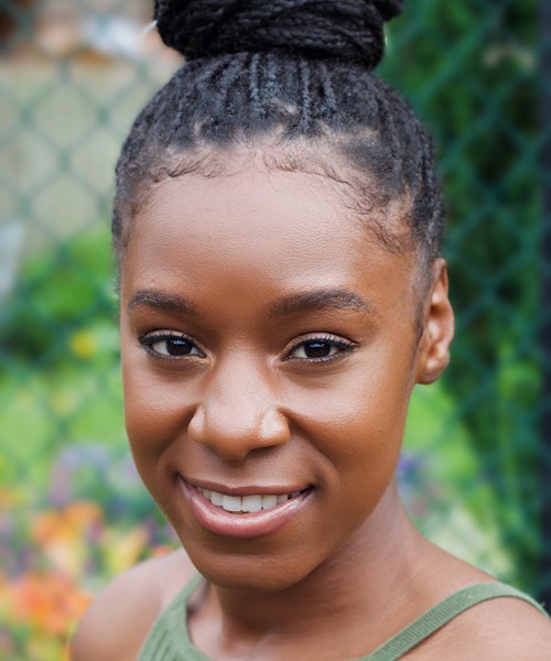 单·亚子 Shan Ako照片