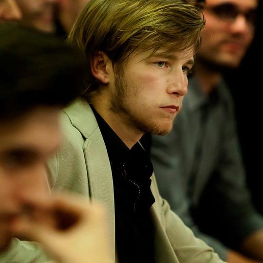 埃米利奥·帕拉西奥斯 Emilio Palacios照片