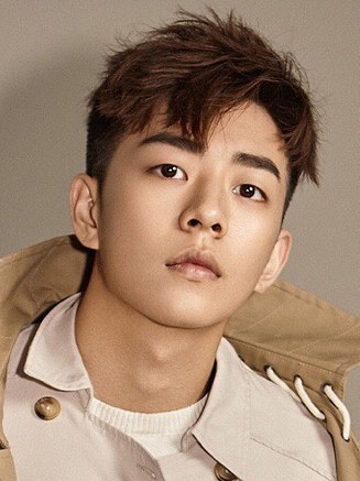 刘巴特尔 Bate'er Liu照片