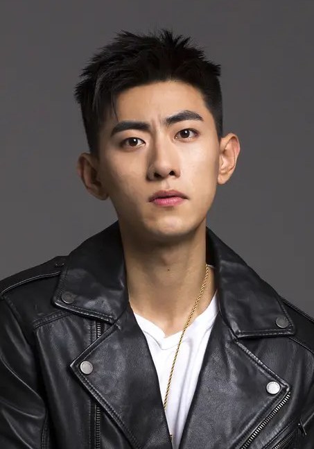 扈天翼 Tianyi Hu照片