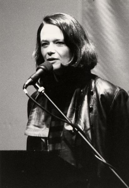 安·瓦尔德曼 Anne Waldman照片