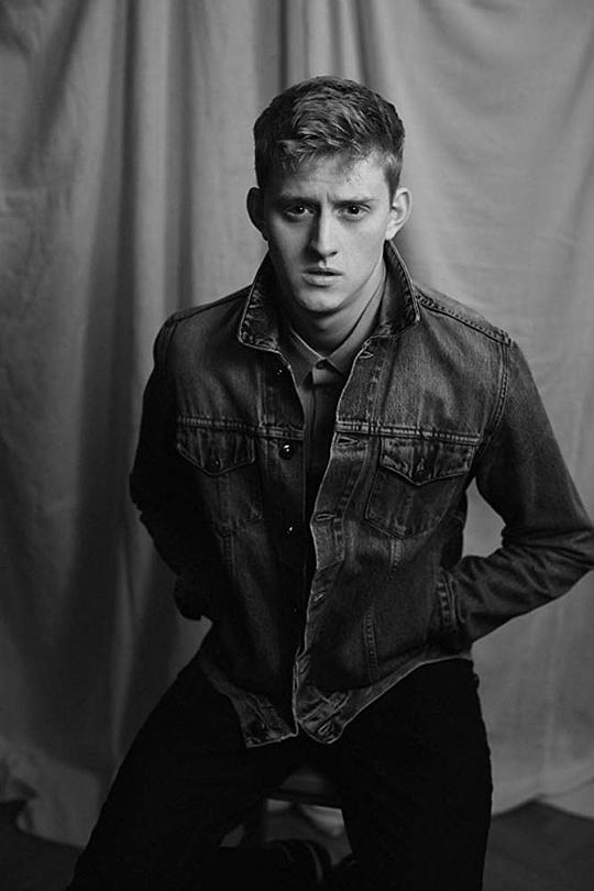 罗恩·麦克唐纳 Lorn Macdonald照片