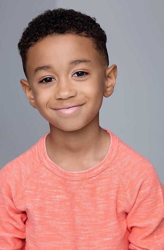 蒂根·约翰逊 Teagan Johnson照片