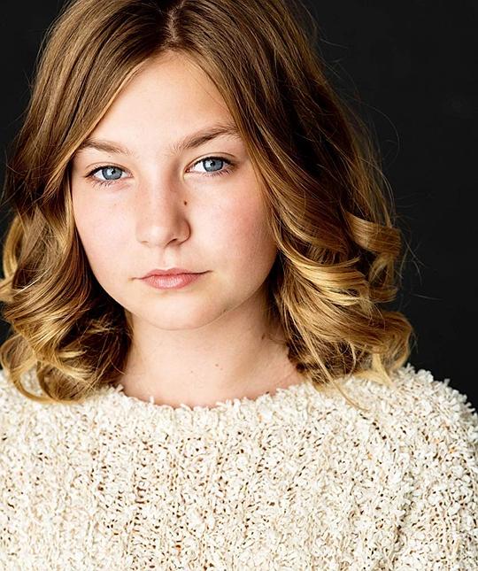 安娜·尼奥斯基 Anna Pniowsky照片