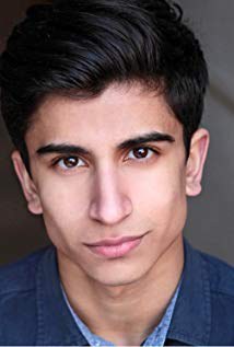 艾伦·菲格拉 Aaron Phagura照片