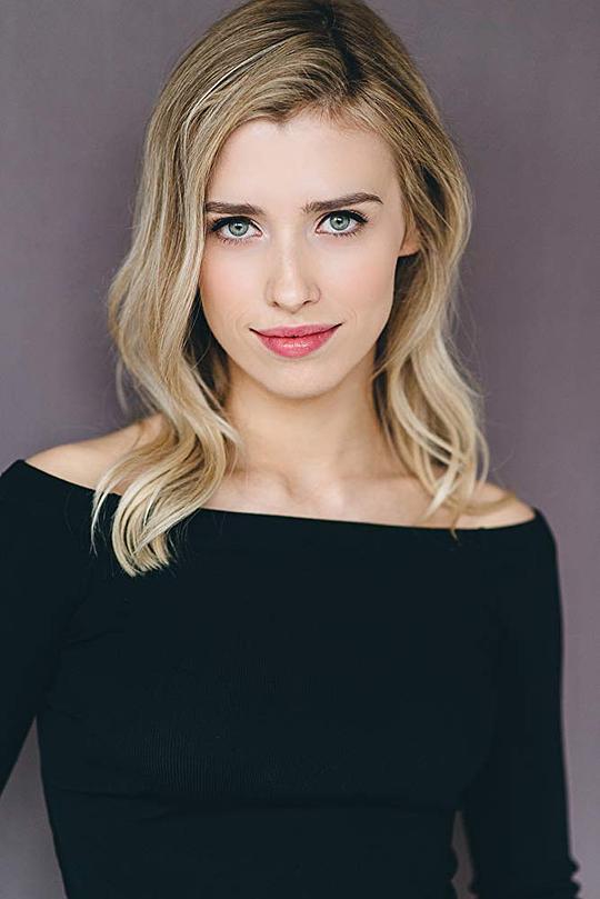 吉娜维芙·迪格雷夫斯 Genevieve DeGraves照片