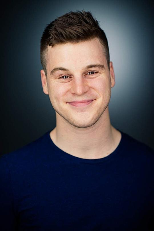 乔恩·尚帕涅 Jon Champagne照片