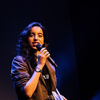 娜拉·黛莉 Nora Dari照片