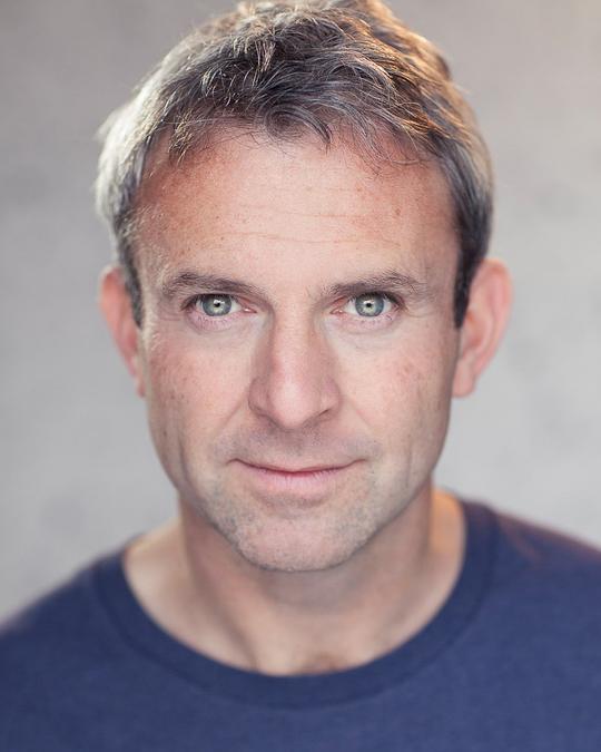 西蒙·勒纳根 Simon Lenagan照片