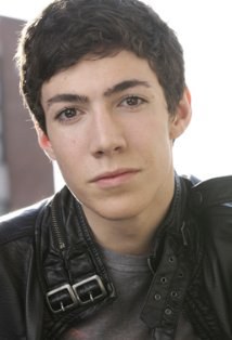 泰勒·切斯 Tyler Chase照片