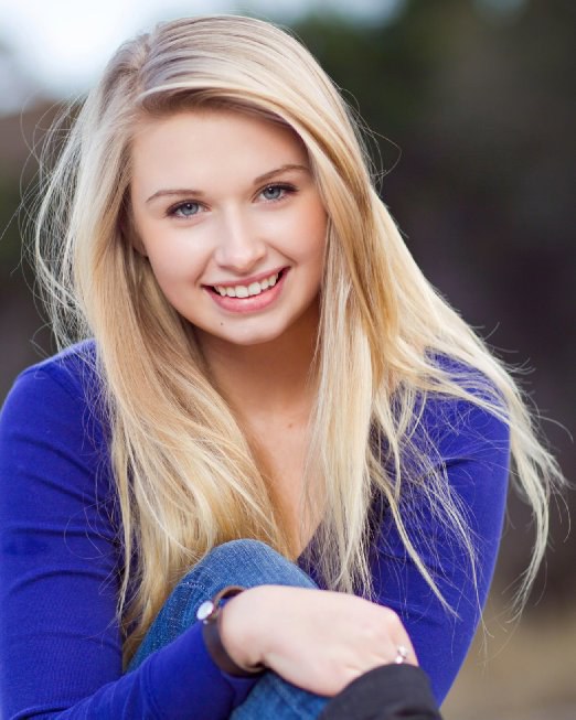 梅根·迪瓦恩 Megan Devine照片